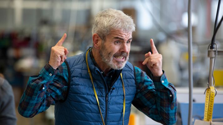 Maestros de la costura - Primera gran bronca de Lorenzo Caprile a los aprendices
