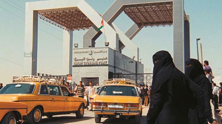 Metrópolis - Rosalind Nashashibi