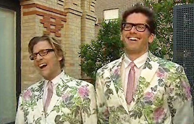 Miradas 2 - 'Mistaken Identity'