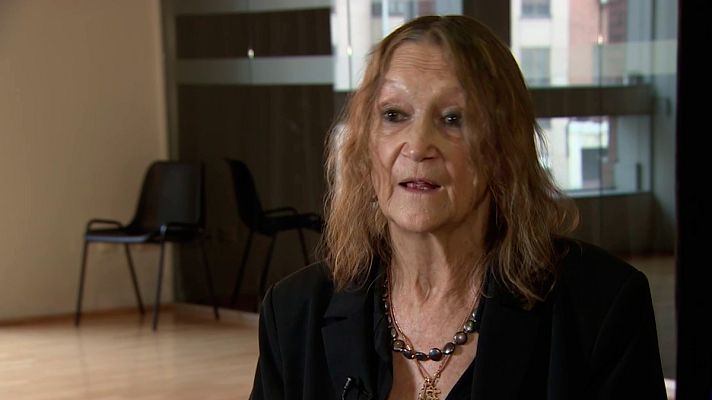 Telediario 1 - La hermana de John Lennon presenta en Madrid el libro que escribió sobre la juventud del Beatle