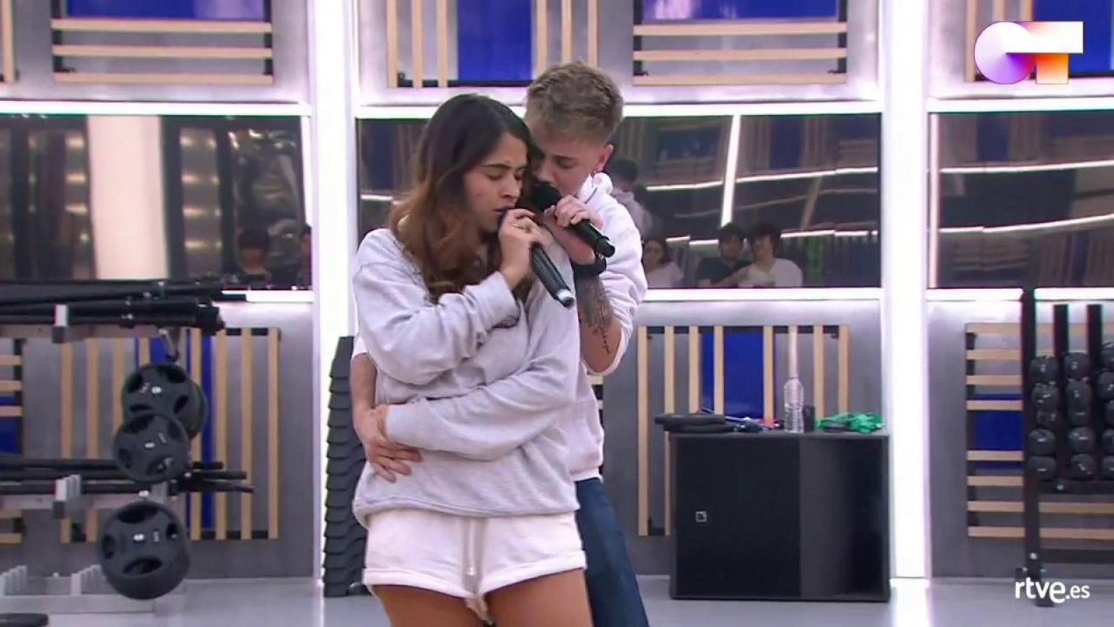 OT 2020 - Hugo y Anajú ensayan "Señorita"