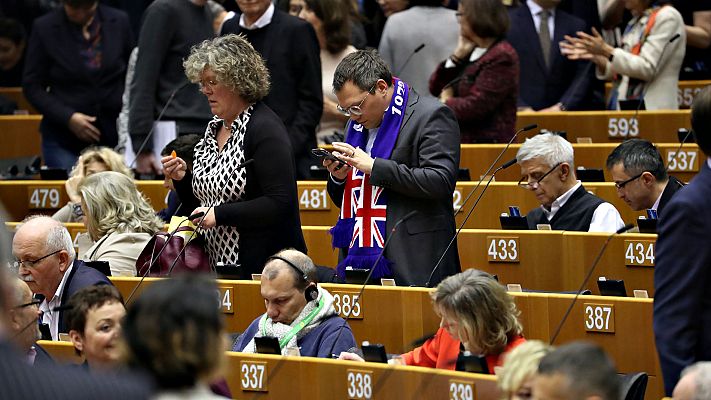 Telediario 1 - Los eurodiputados británicos se despiden del Parlamento Europeo ante el 'Brexit'