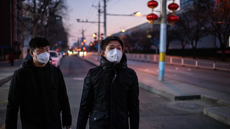 'Supercontagiadores': investigan si un paciente transmitió el coronavirus a 16 personas 