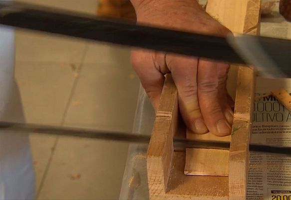 Telediario 1 - El riesgo de padecer cáncer por culpa del bricolaje