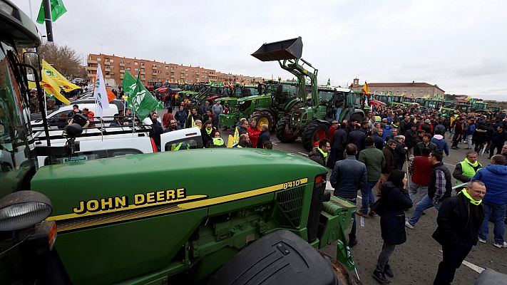 Cortes de carreteras y tractoradas por el futuro del campo