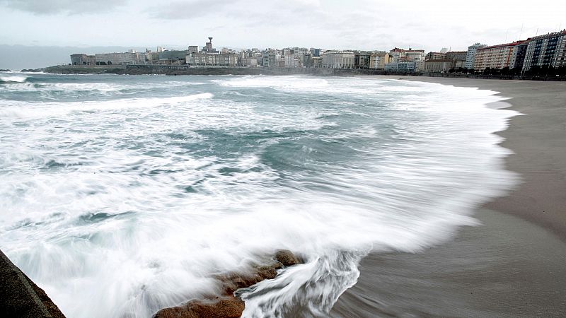 Precipitaciones localmente persistentes en el oeste de Galicia - ver ahora 