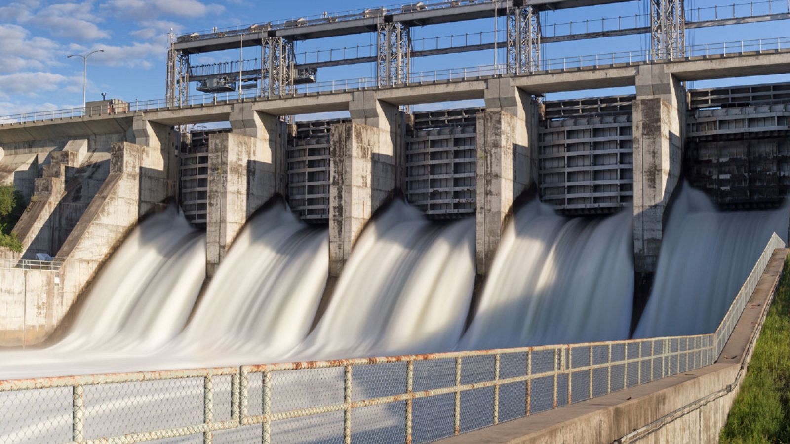Portugal construye un gigante hidroeléctrico que aspira a convertirse en la "gran batería de Europa"