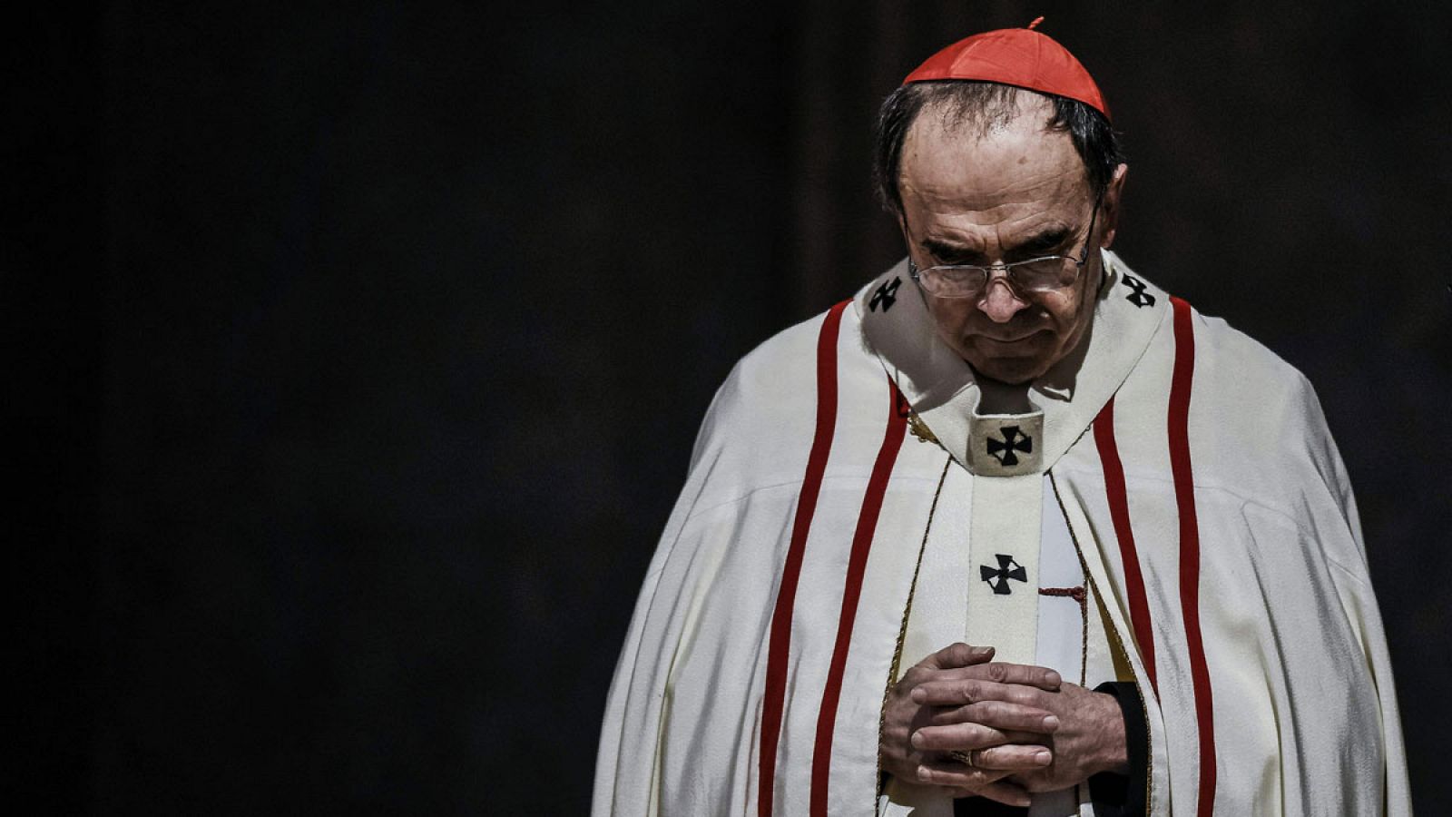 El cardenal Barbarin volverá a presentar su dimisión al Papa tras ser absuelto del delito de ocultar abusos