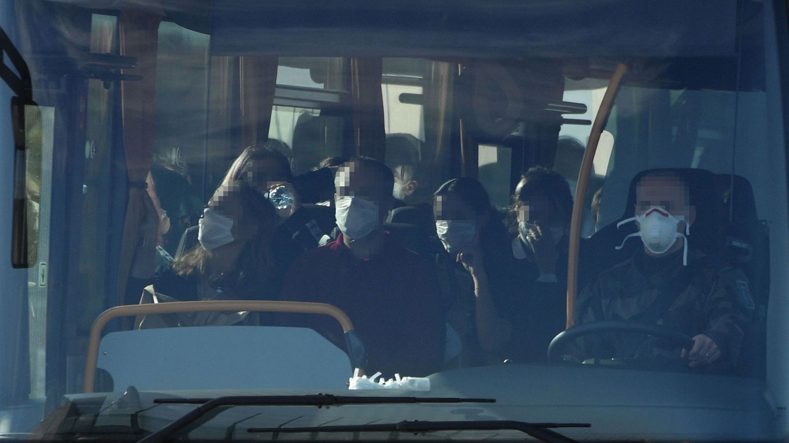 Siguen las repatriaciones por el coronavirus