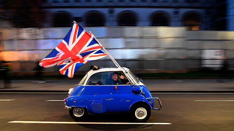 Reacciones al primer día fuera de la Unión Europea - Ver ahora