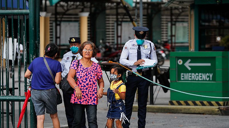 Filipinas confirma la primera muerte por coronavirus fuera de China