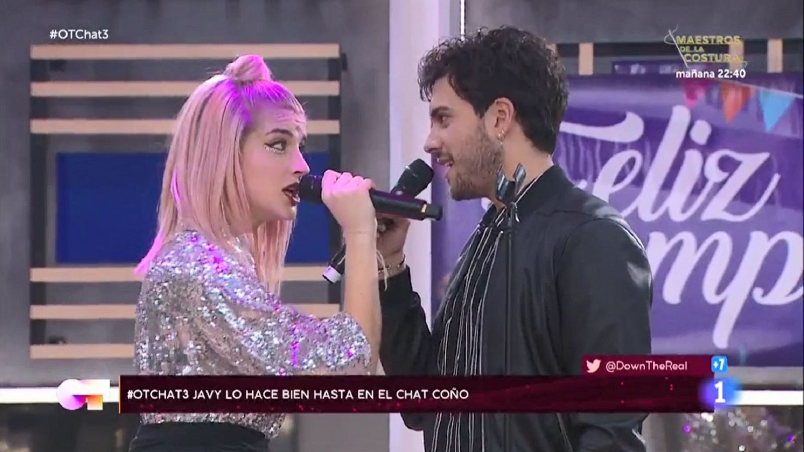 OT 2020 | Javy y Samantha cantan "Sin miedo a nada" en El Chat 3 y Javy gana el karaoke