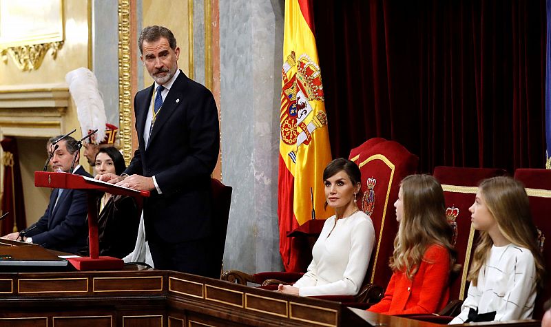 El rey, en la apertura de las Cortes: "España no puede  ser de unos contra otros, debe ser de todos y para todos"   