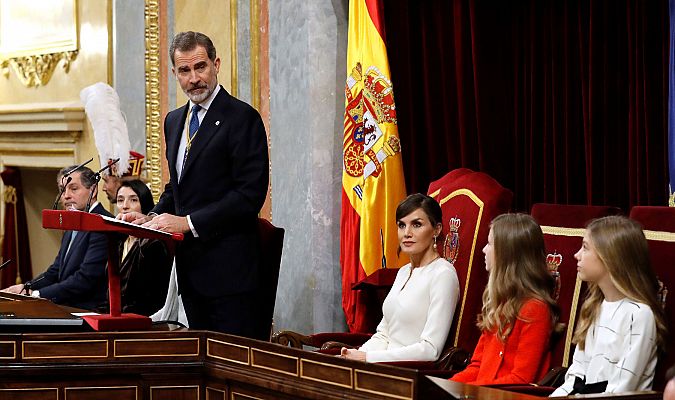 Informativo 24h - El rey, en la apertura de las Cortes: "España no puede  ser de unos contra otros, debe ser de todos y para todos"