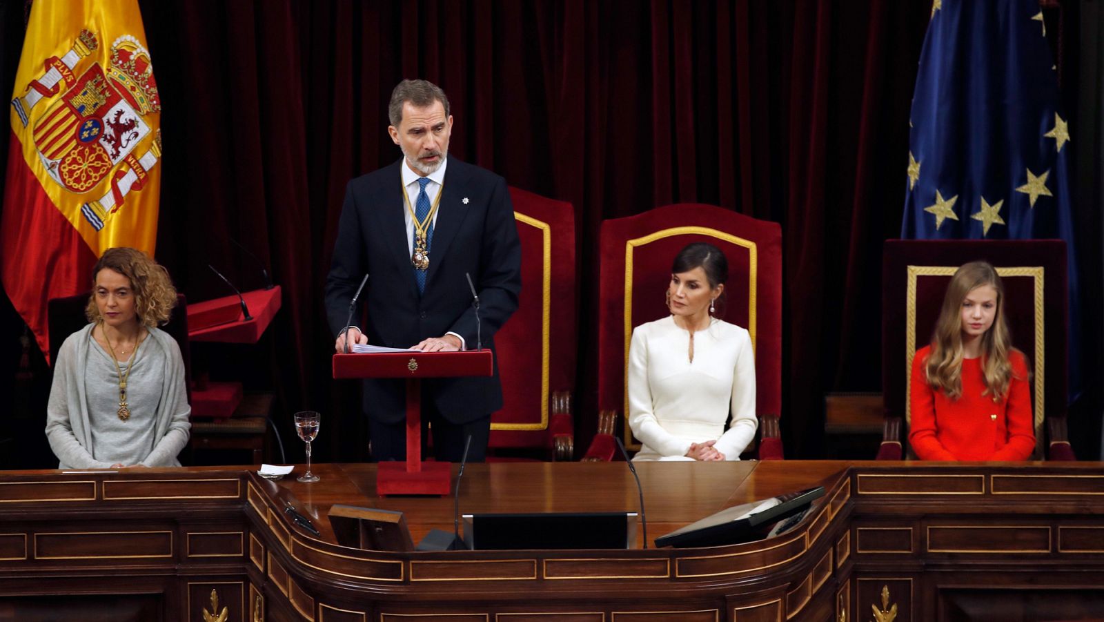 Felipe VI abre la XIV Legislatura: "España no puede ser de unos contra otros, sino de todos y para todos"