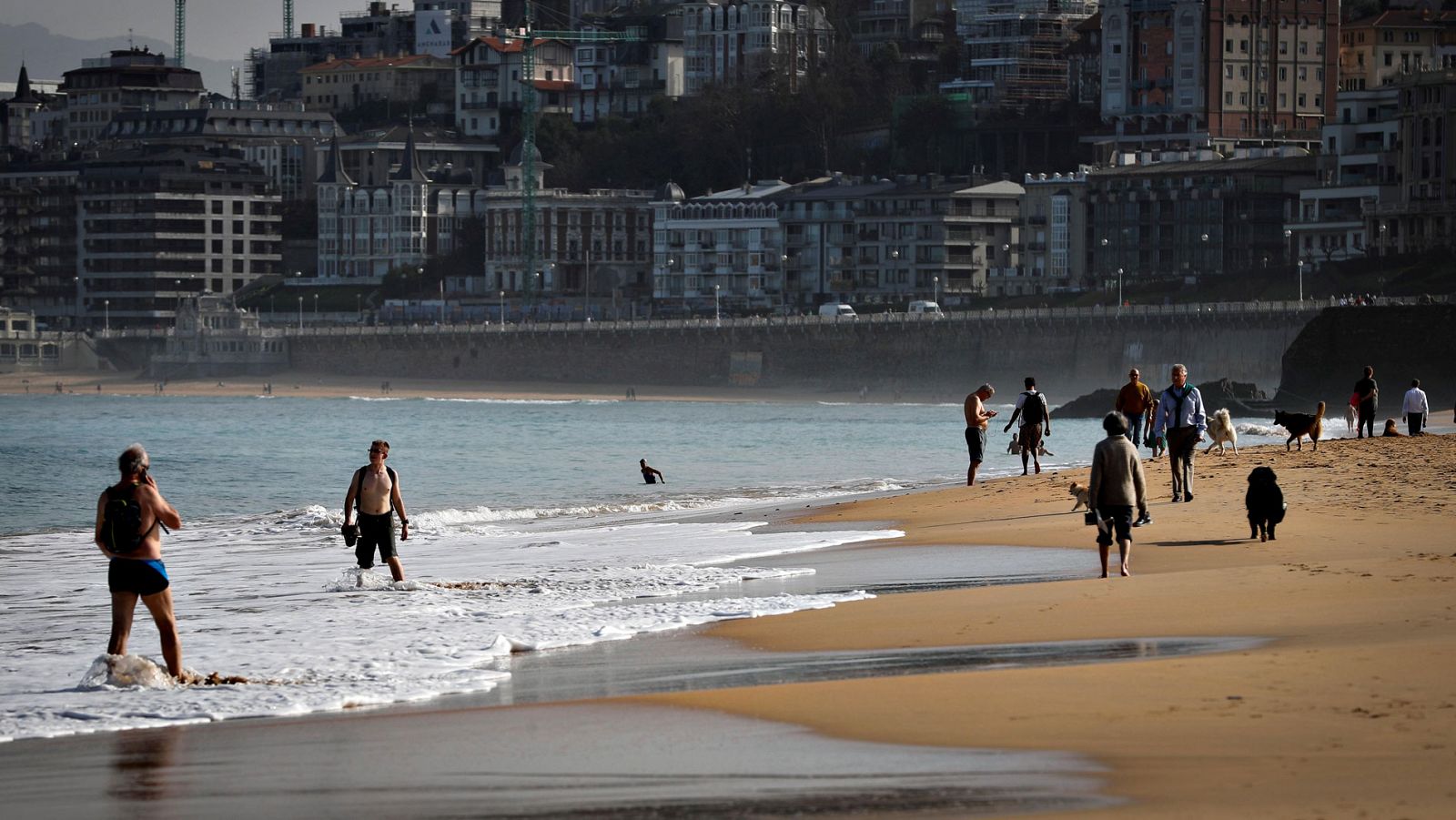 Tiempo - El 'veranillo' de febrero deja temperaturas inusualmente altas en España