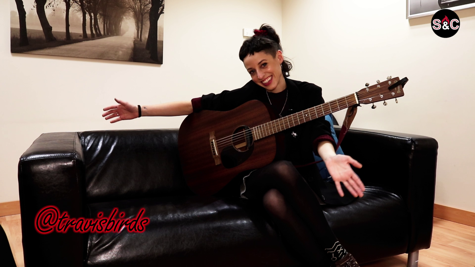 Challenge con Travis Birds: covers de series míticas