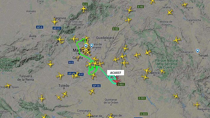 Barajas prepara el aterrizaje de emergencia para el avión