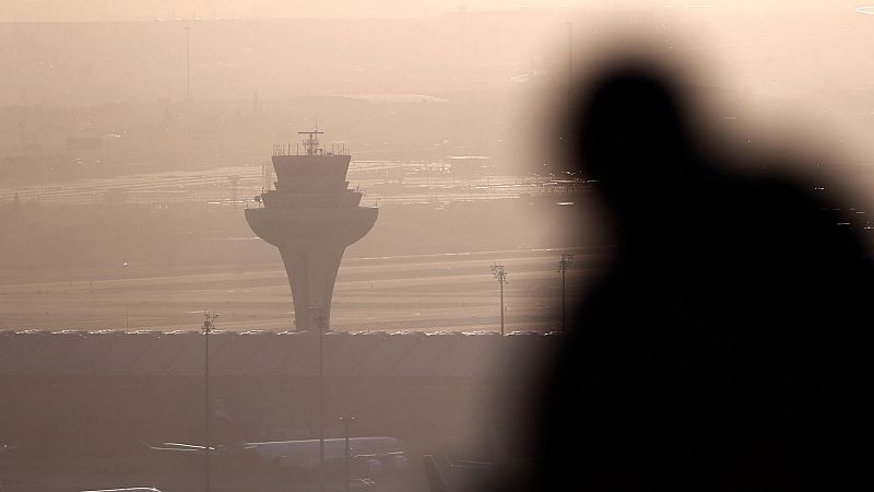 ¿Cómo se prepara un aterrizaje de emergencia?