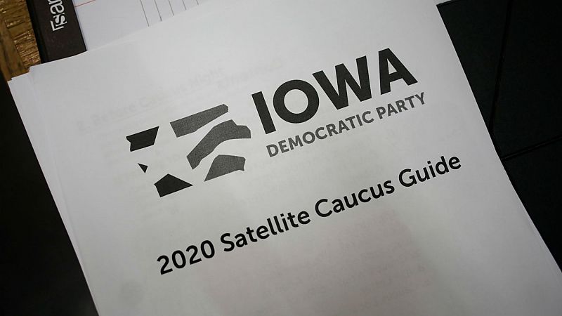 El 'caucus' de Iowa parte de dos favoritos