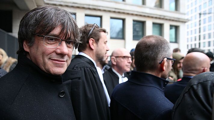 Informativo 24h - Puigdemont dice que no se "podrá pasar página" del otoño de 2017 hasta que el Estado "pida perdón"