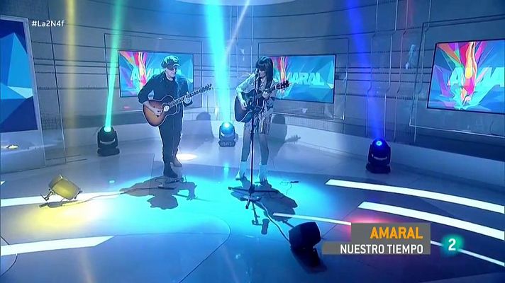 Amaral interpreta "Nuestro tiempo" en La 2 Noticias