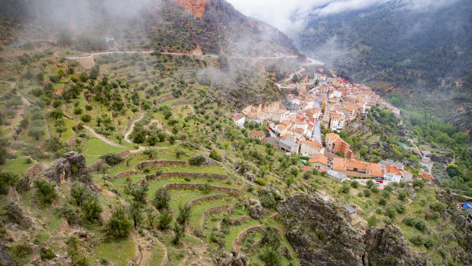 Ayna, el pueblo albaceteño que redescubrió Cuerda en 'Amanece que no es poco' - RTVE.es