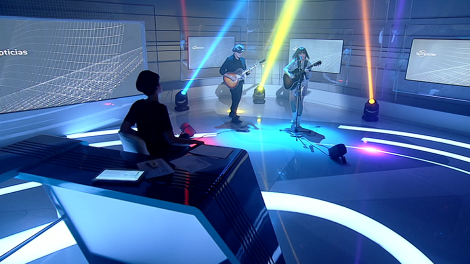 La 2 Noticias - 04/02/20 - ver ahora