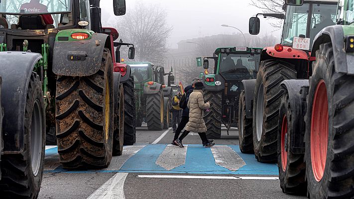 Telediario 1 - Los agricultores, en una situación límite por la baja rentabilidad que reciben de sus productos
