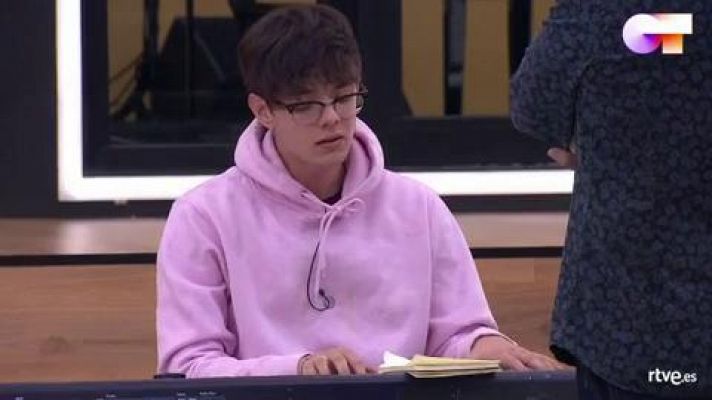 OT 2020 - Flavio toca al piano un tema propio