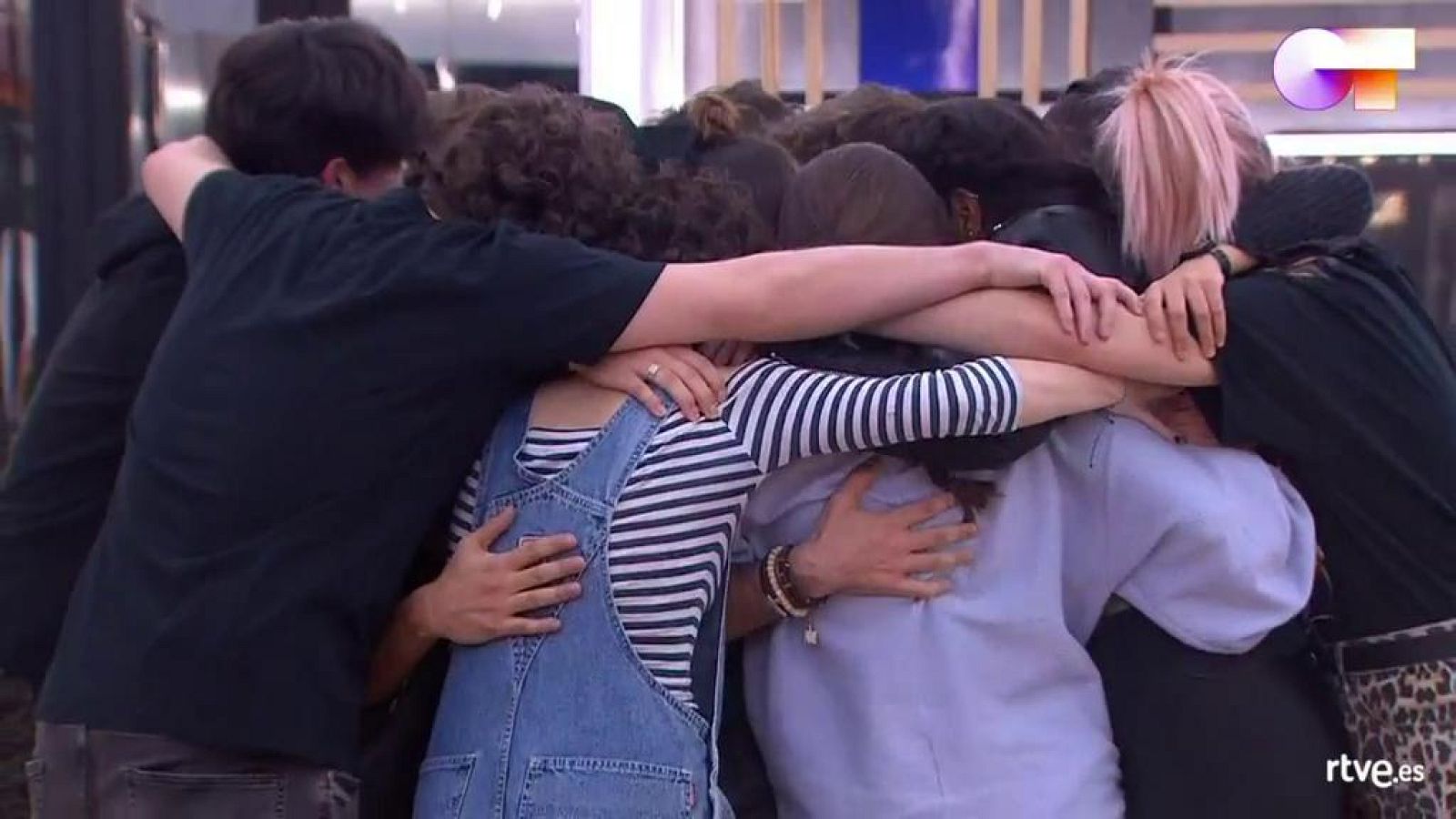 OT 2020 canta "Díselo a la vida", de Rafa, en el primer pase de micros de la Gala 4 de Operación Triunfo 2020