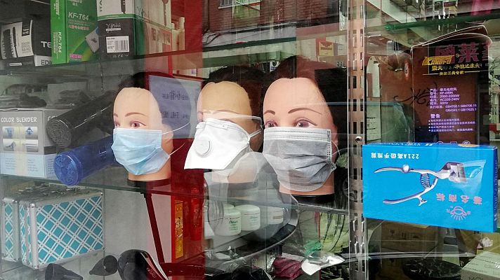 Telediario 1 - Cuarentenas voluntarias por el coronavirus