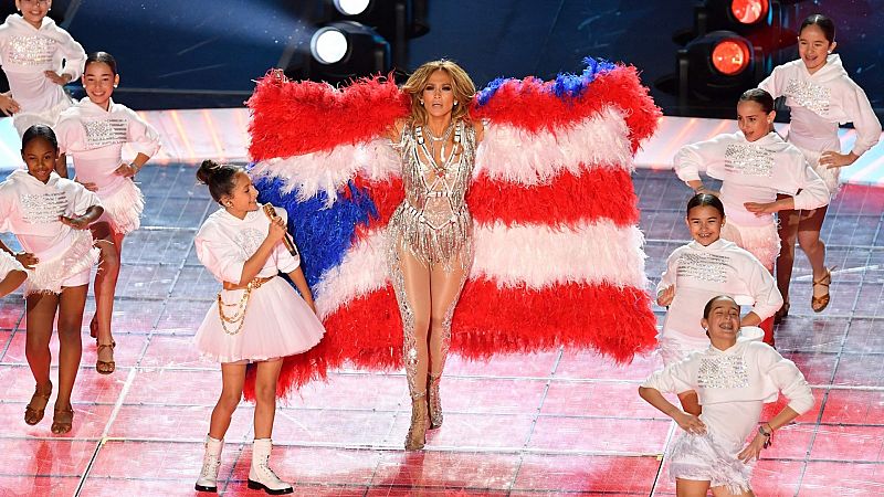 Corazón - Jennifer López: la polémica por su vestido en la Super Bowl