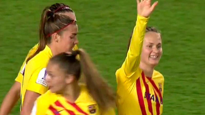 Lieke Martens da la vuelta al marcador (1-2)