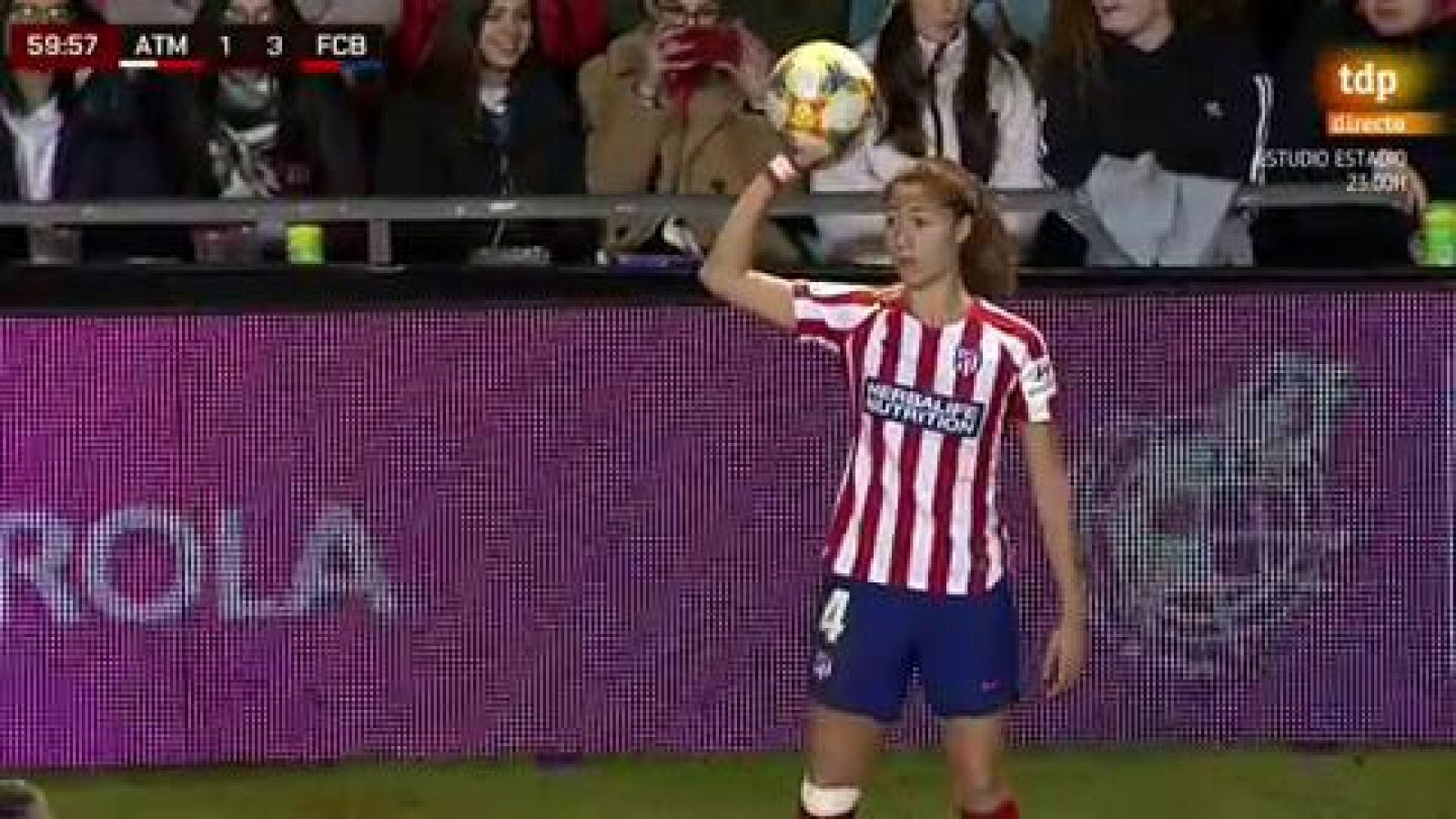 Charlyn Corral acorta distancias para el Atlético (2-3)