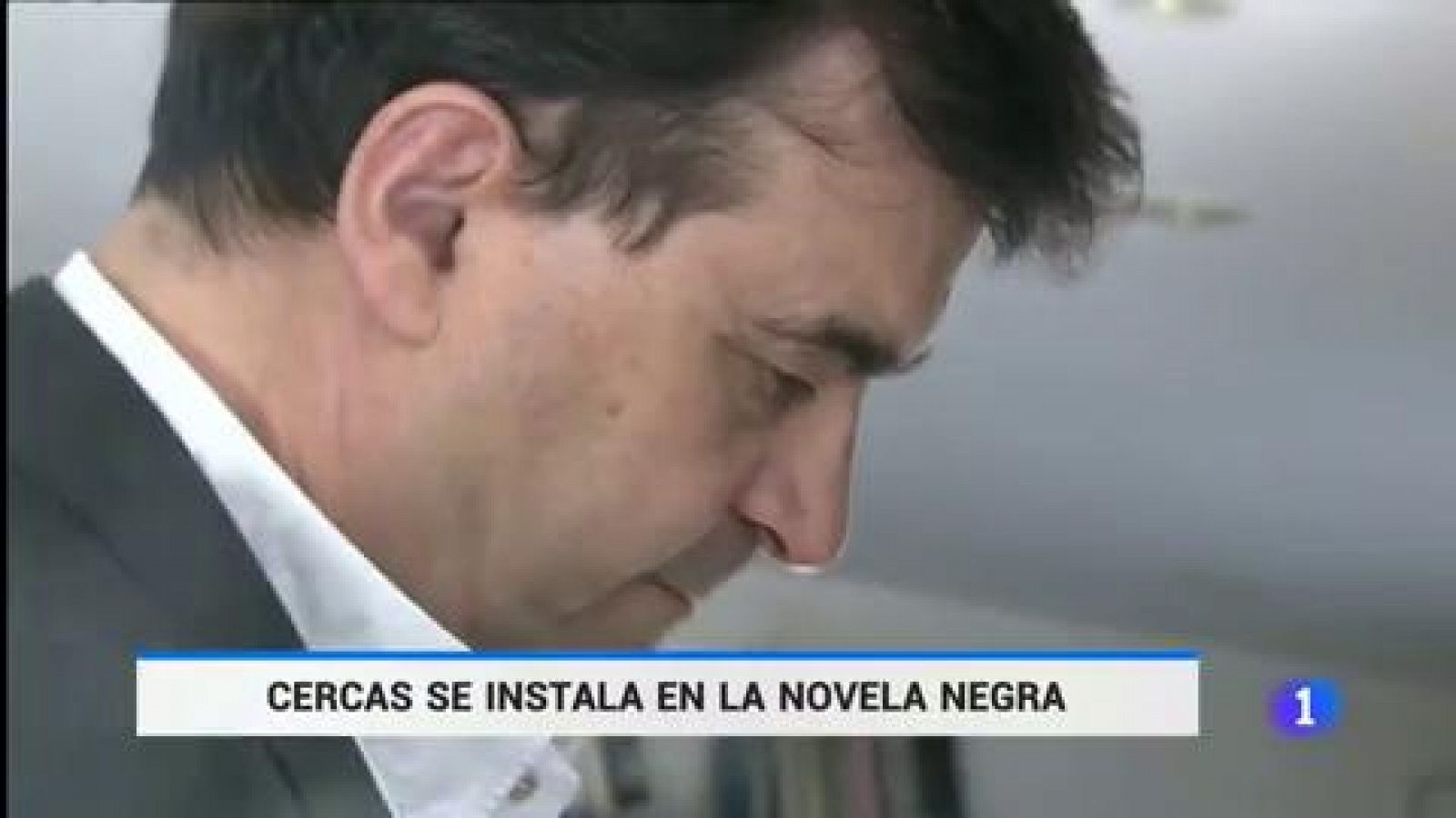 Telediario 1: El escritor Javier Cercas ha sido el protagonista de la jornada en 'Barcelona Negra' | RTVE Play