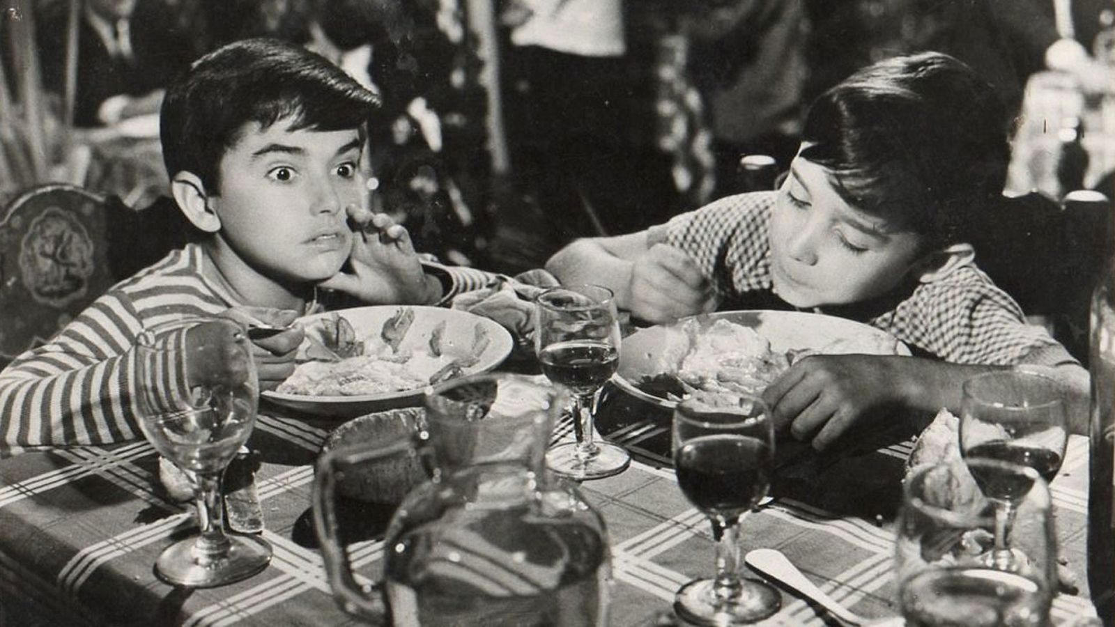 Cine de barrio - Los dos golfillos - ver ahora