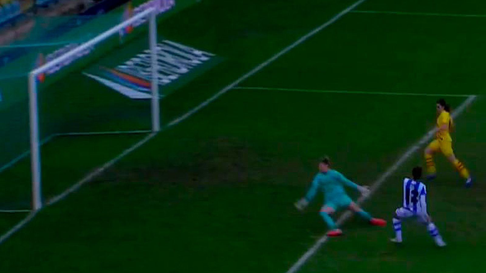 Gol de Manu (1-8) en la final de la Supercopa