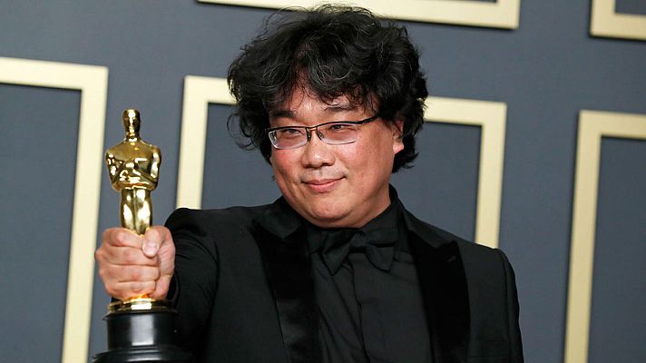 Telediario 1 - 'Parásitos' rompe la historia: primera película no hablada en inglés en ganar los Oscar