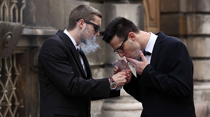 Telediario 1 - Fallo de la Audiencia sobre el tiempo de café y tabaco