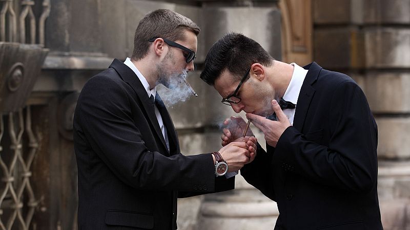 Fallo de la Audiencia sobre el tiempo de café y tabaco