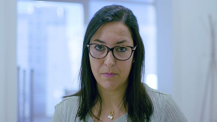 LAB RTVE - ¿Es posible librarse de un estafador del amor?