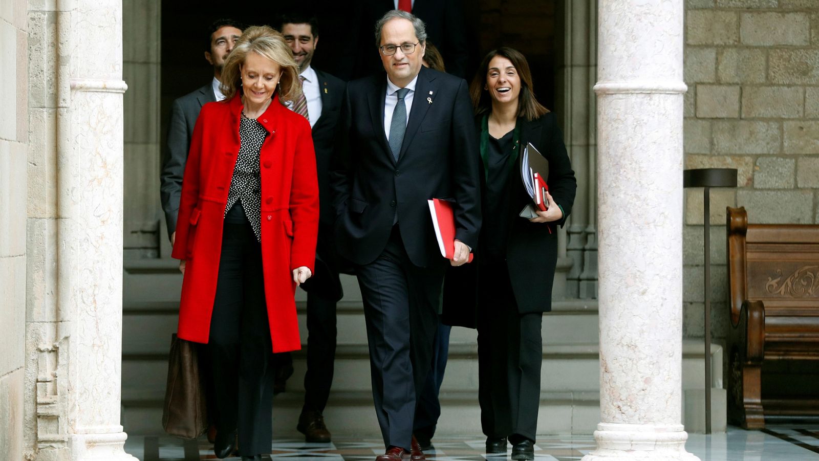 Polémica en el Parlament por la petición de JxCat de que los "autóctonos" insistan en hablar en catalán con quien no lo entiende