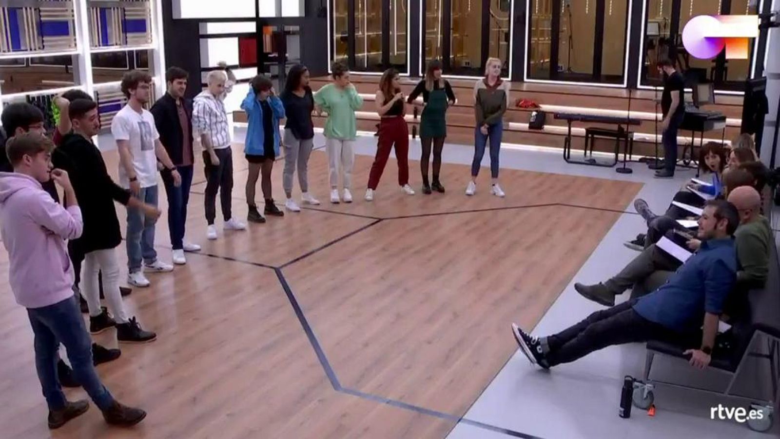 OT 2020 canta "Sabor de amor" de Danza Invisible en el primer pase de micros de la Gala 5 de Operación Triunfo 2020