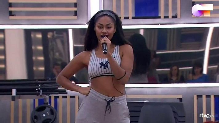 OT 2020 - Nia canta "Run The World (Girls)" 1r pase de micros