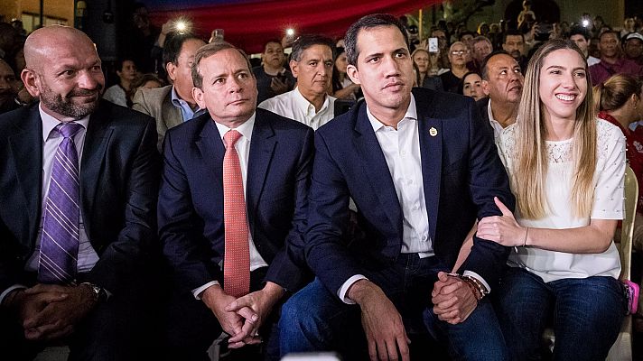 Telediario 1 - El tío de Guaidó, detenido por llevar material explosivo