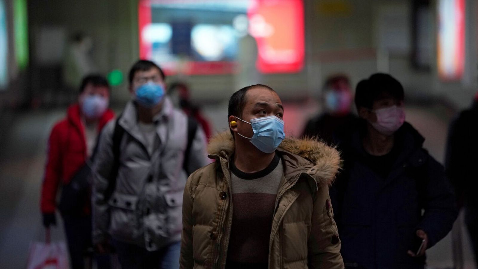 Se multiplican los casos de coronavirus en China por el cambio de diagnóstico - RTVE.es