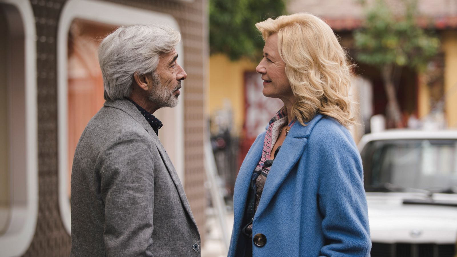 Cuéntame cómo pasó - T20 - Episodio 17: Puro teatro - Ver ahora