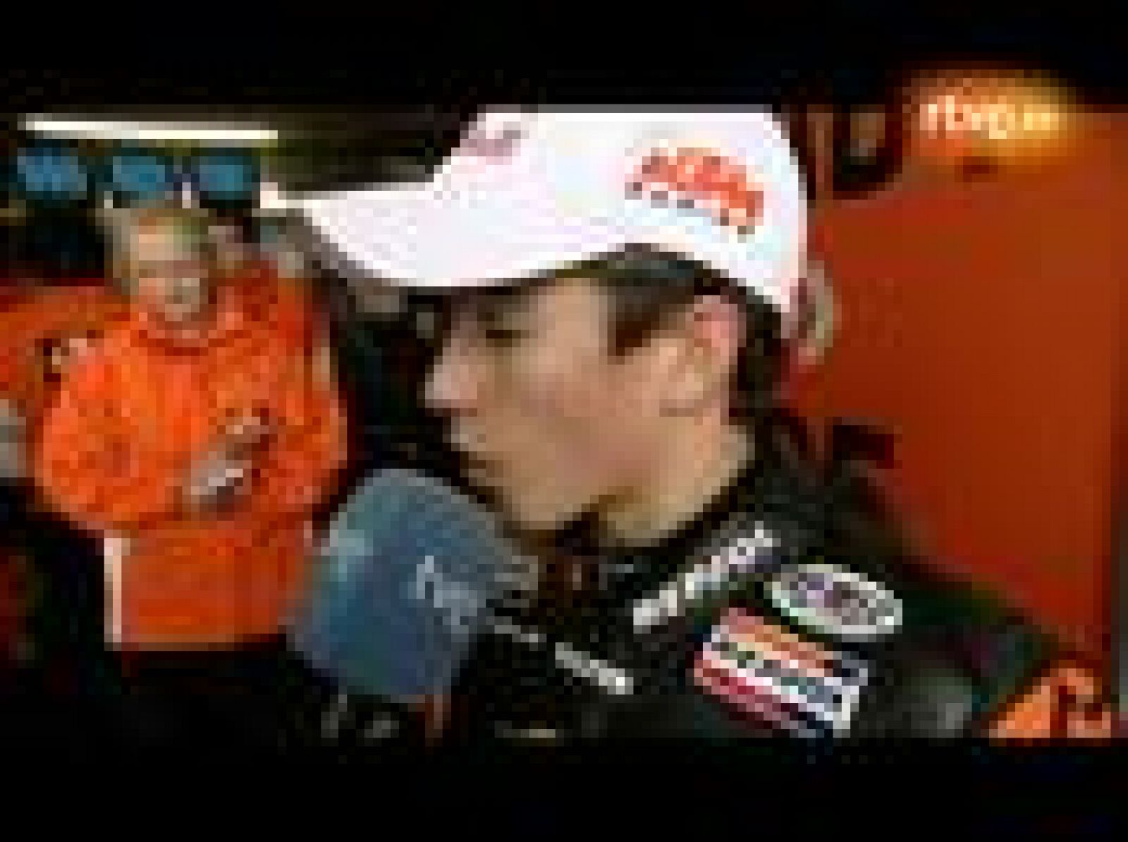 Marc Márquez afirma que su caída en Donington Park son "cosas que le pasan al principiante" y de las que espera aprender.