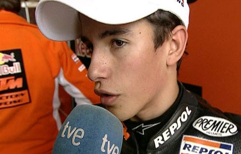 Marc Márquez afirma que su caída en Donington Park son "cosas que le pasan al principiante" y de las que espera aprender.